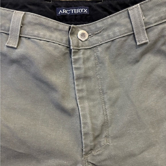 Arc’teryx Hiking Shorts - Picture 3 of 6